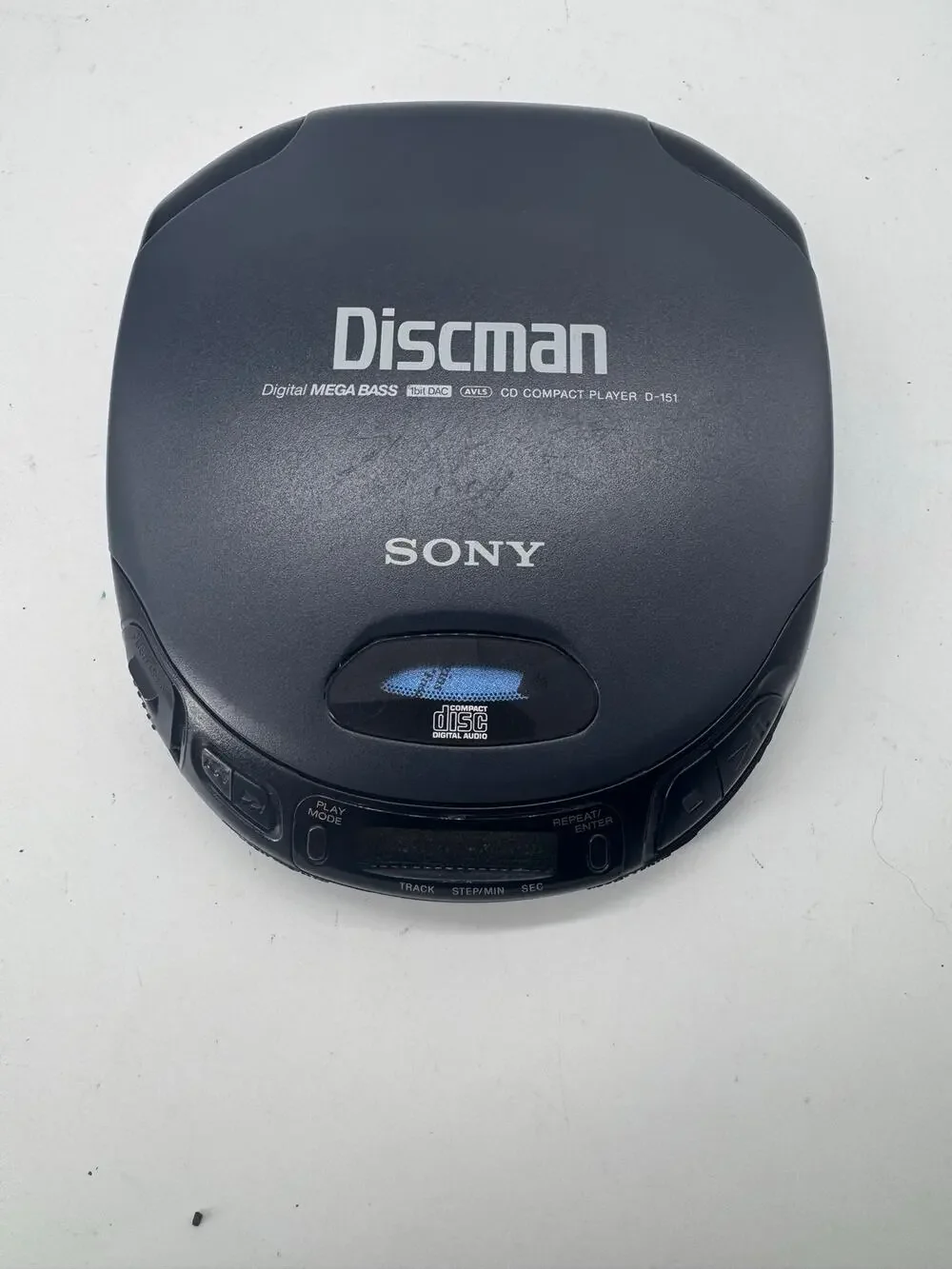 Sony Discman D-151 Digital Mega Bass Portable compact disc player - tested